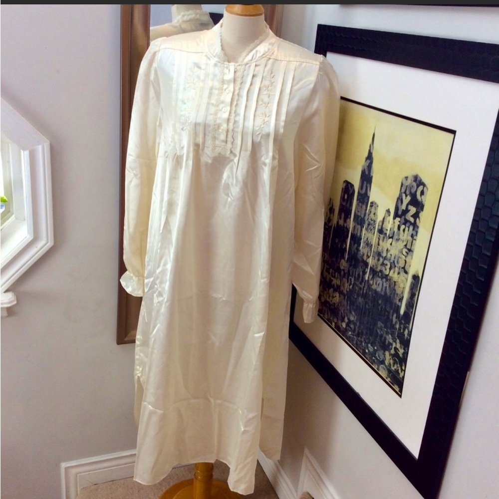 Vintage Lined Nightgown